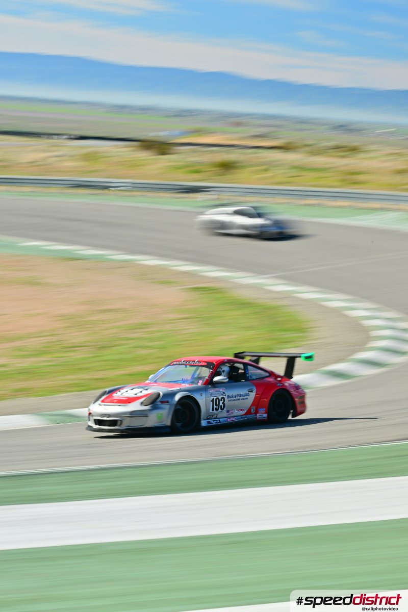Porsche 911 GT3 Cup white