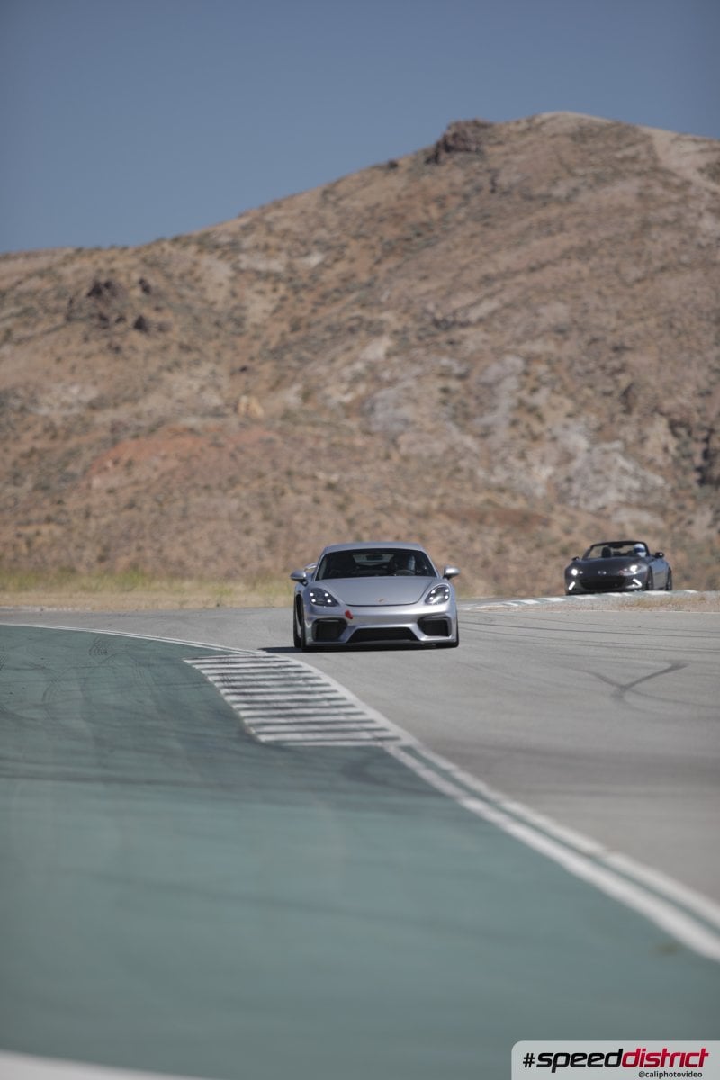 Porsche Cayman GT4
