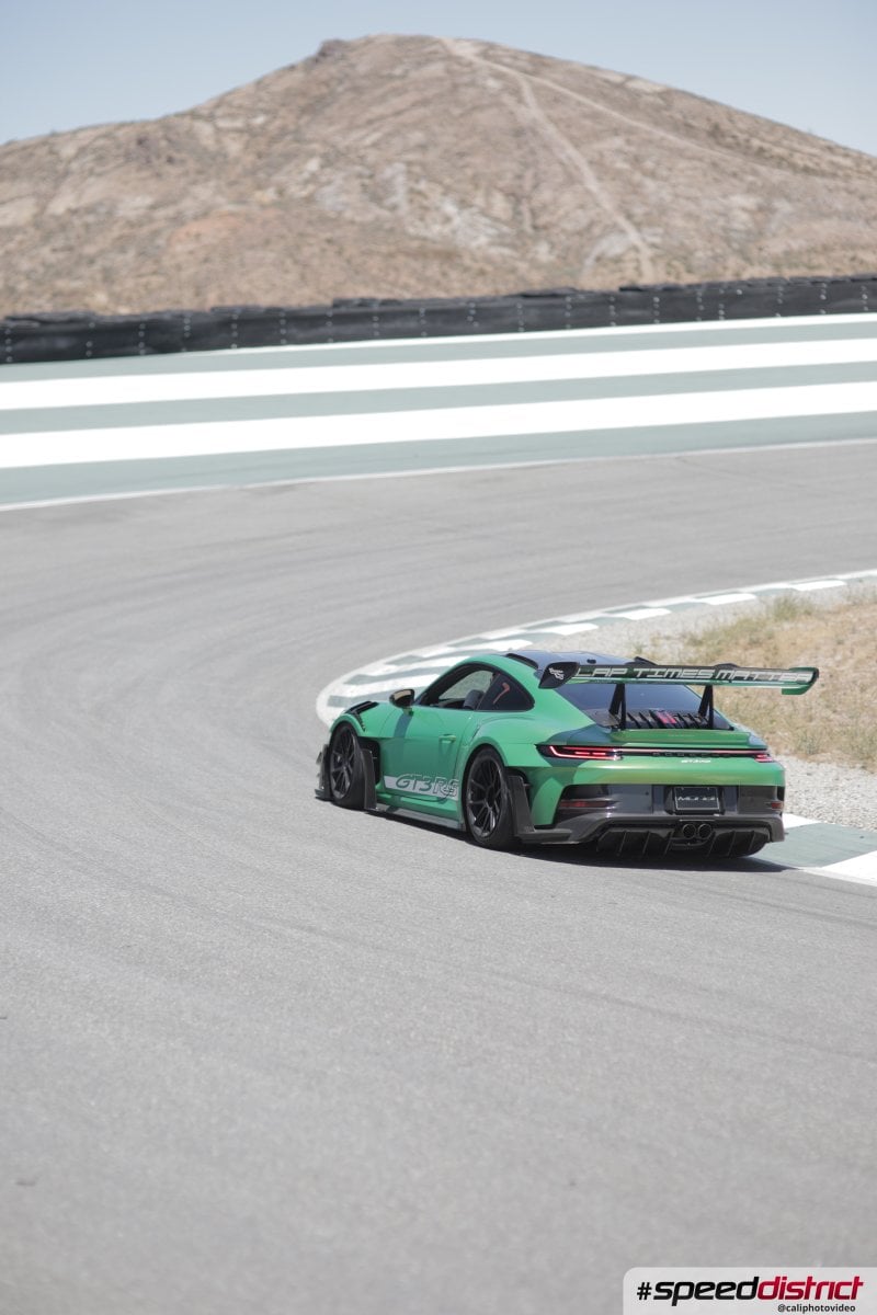 Porsche 911 GT3 RS green