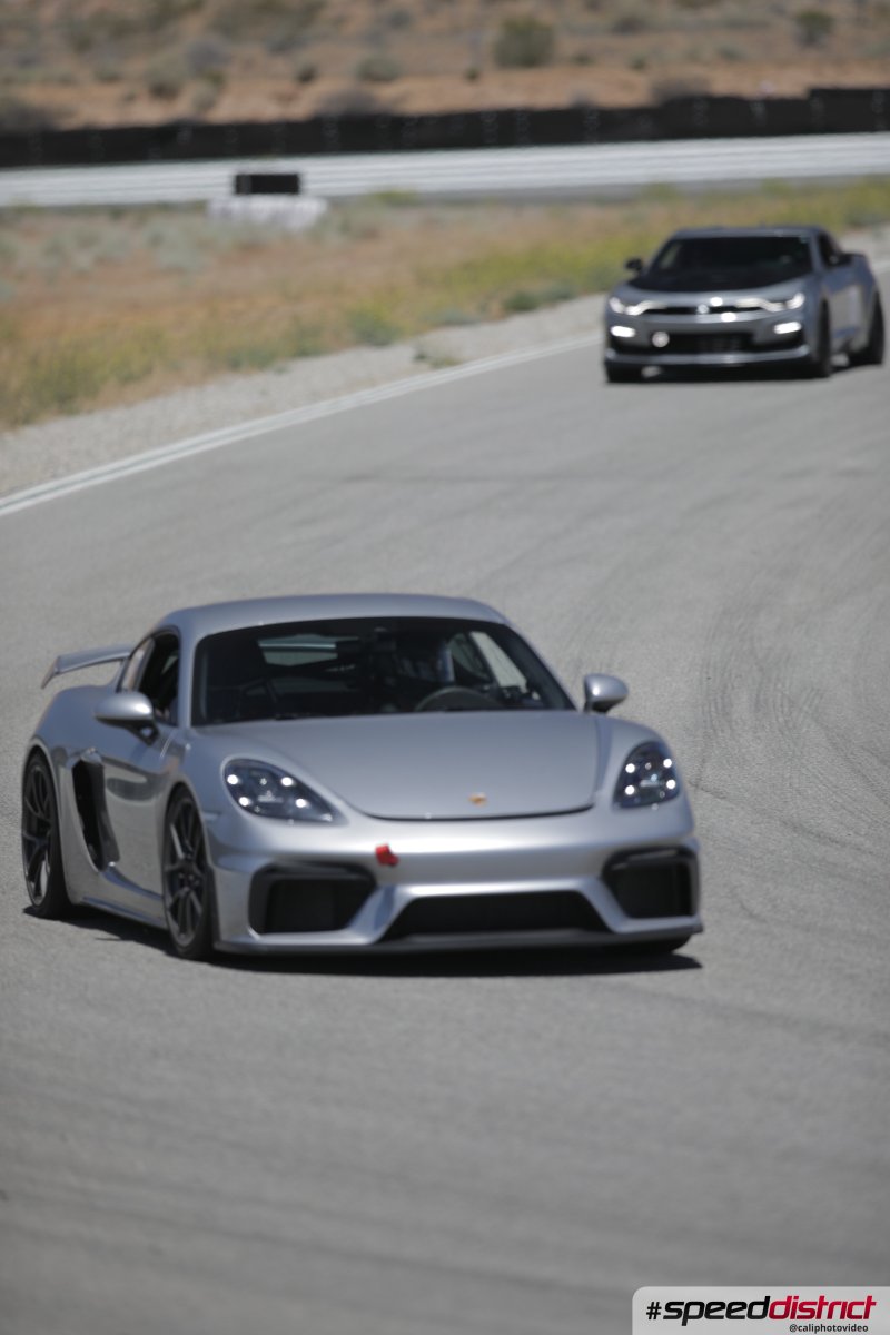 Porsche Cayman GT4