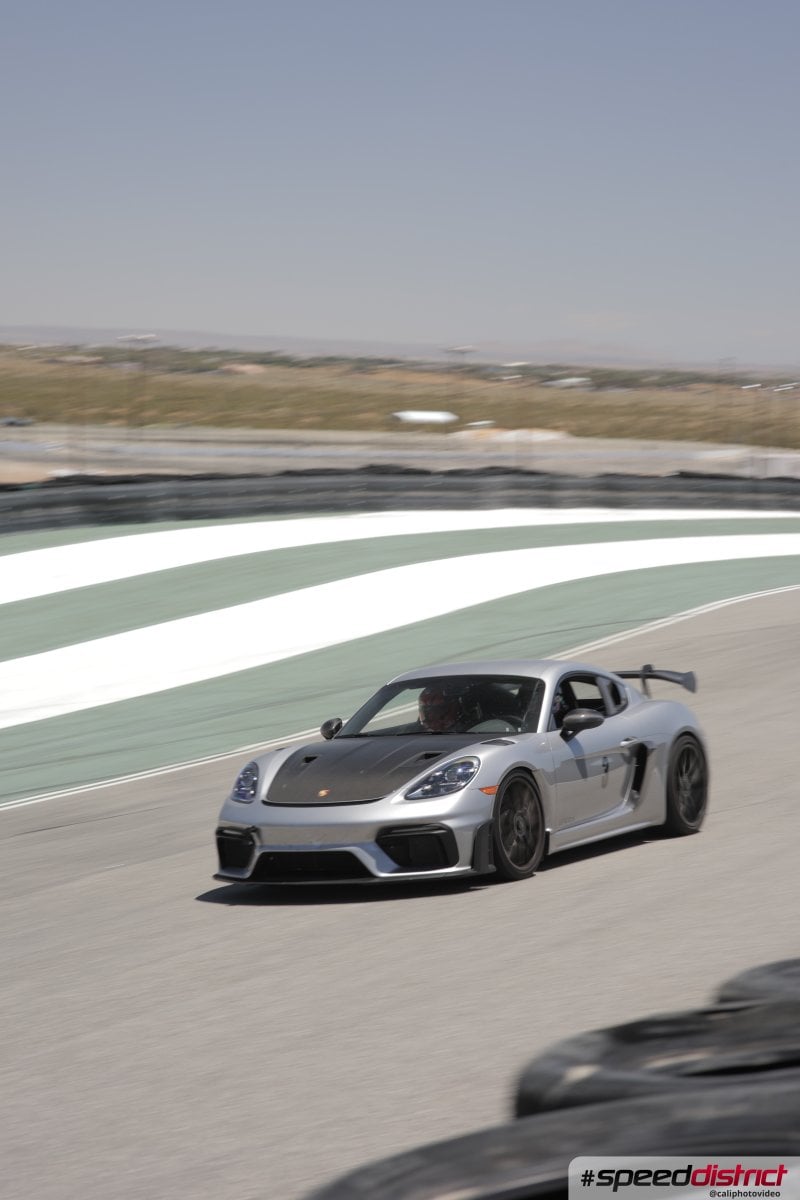 Porsche Cayman GT4