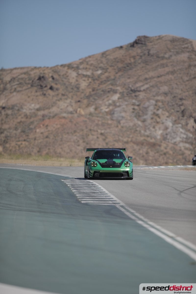 Porsche 911 GT3 RS green