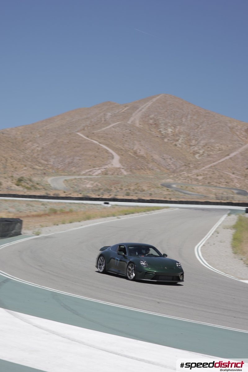 Porsche 911 GT3 RS green