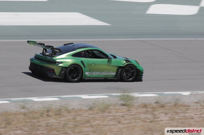 Porsche 911 GT3 RS green