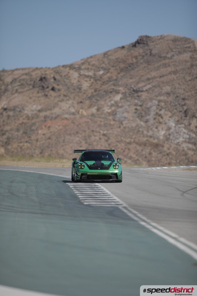 Porsche 911 GT3 RS green