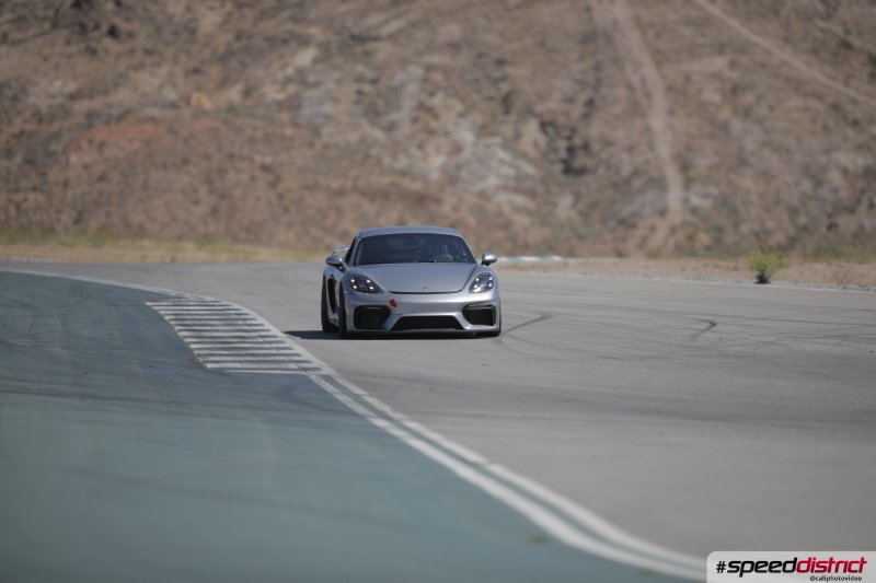 Porsche Cayman GT4