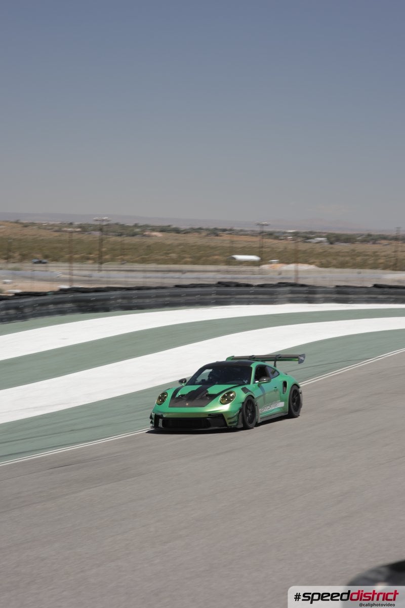 Porsche 911 GT3 RS green