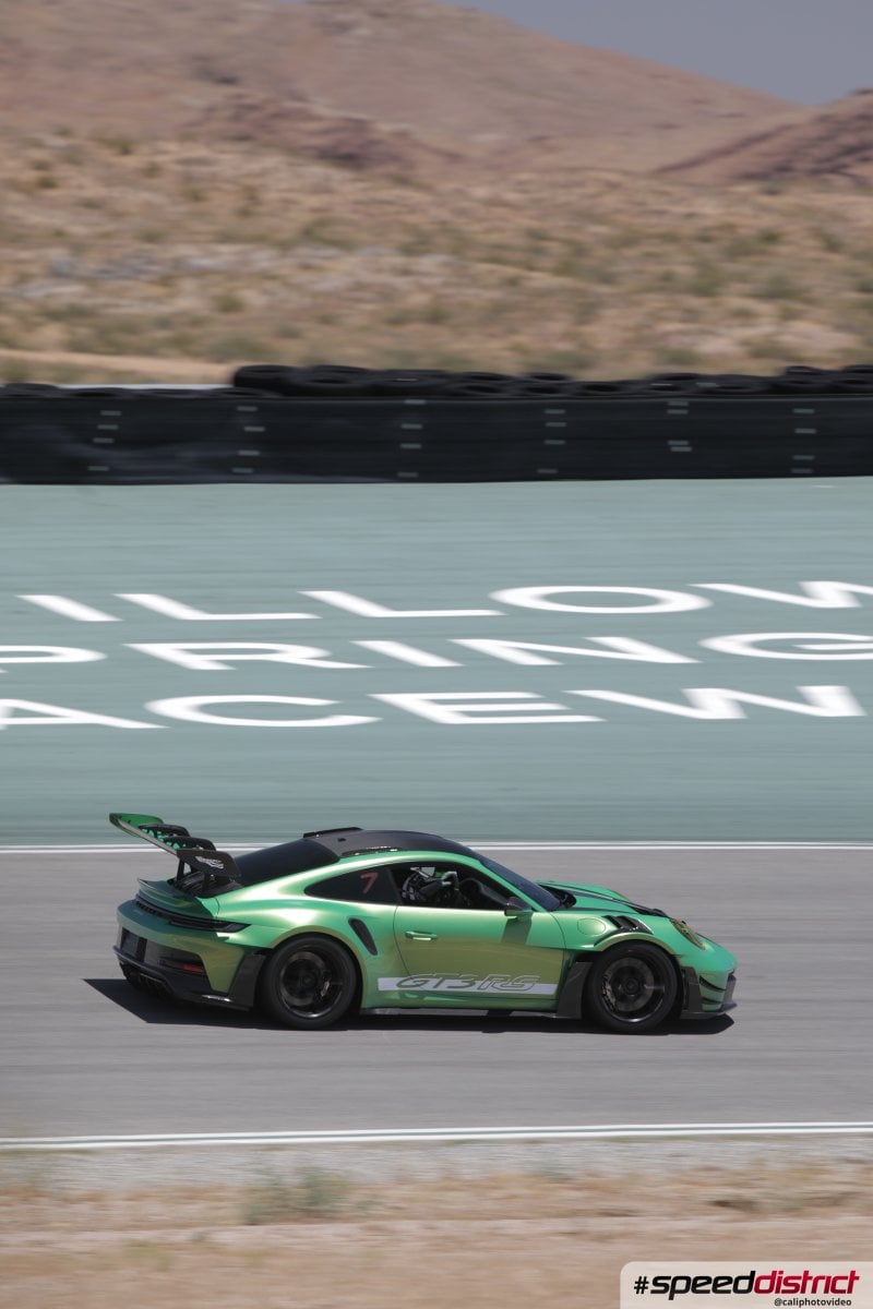 Porsche 911 GT3 RS green