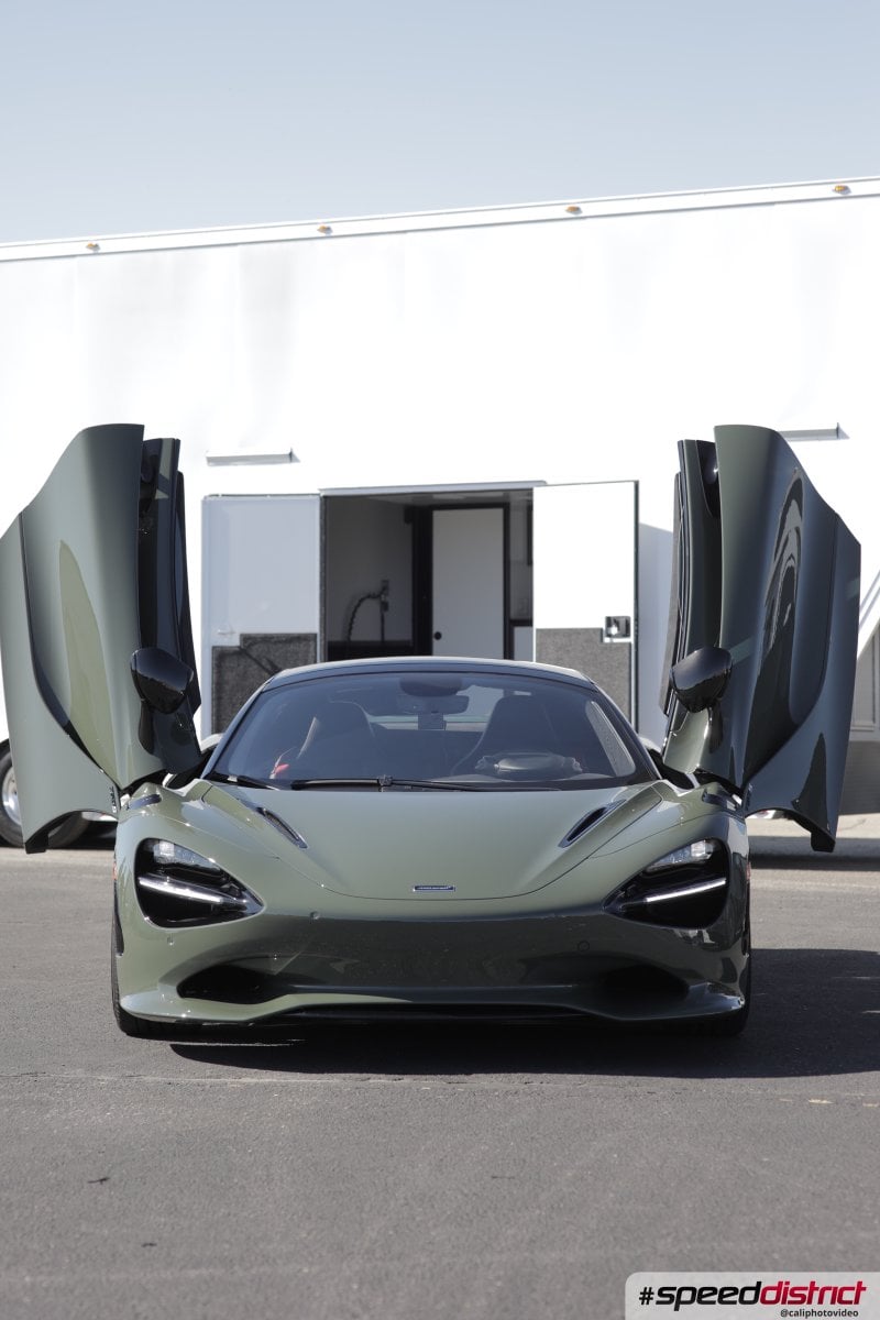 McLaren 720S light green