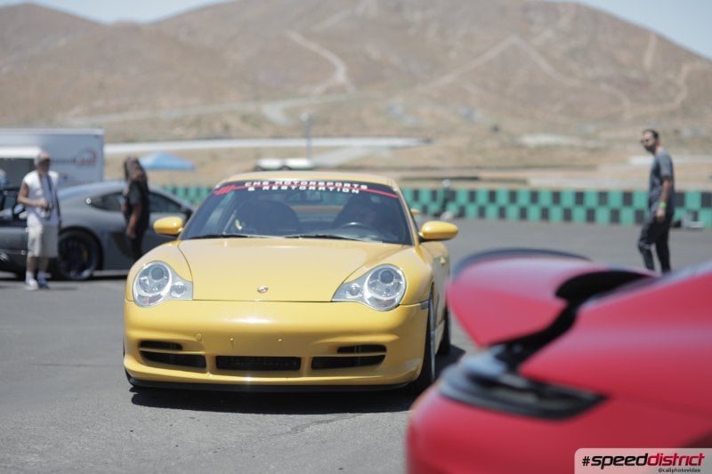 Porsche 911 yellow