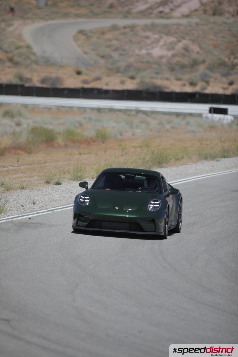 Porsche 911 GT3 RS green