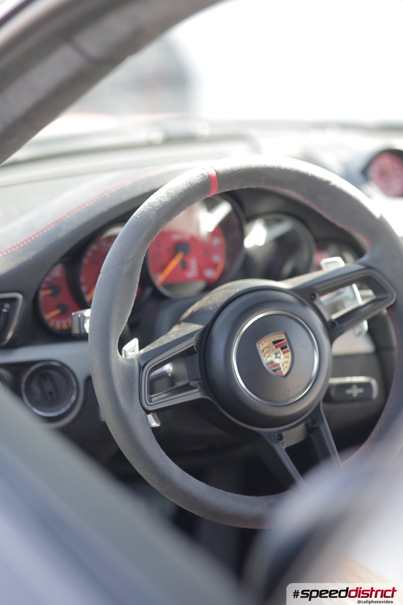 Porsche 911 white