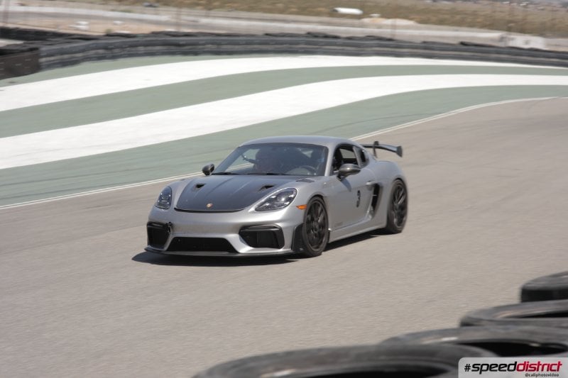Porsche Cayman GT4