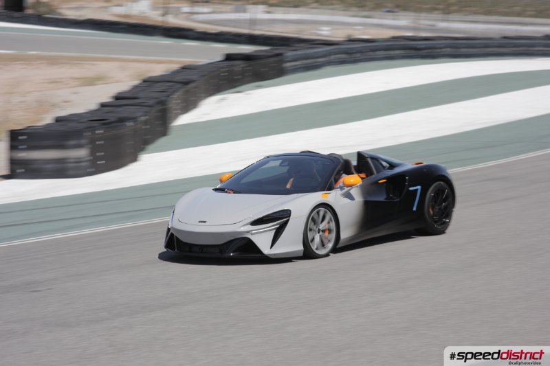 McLaren Artura