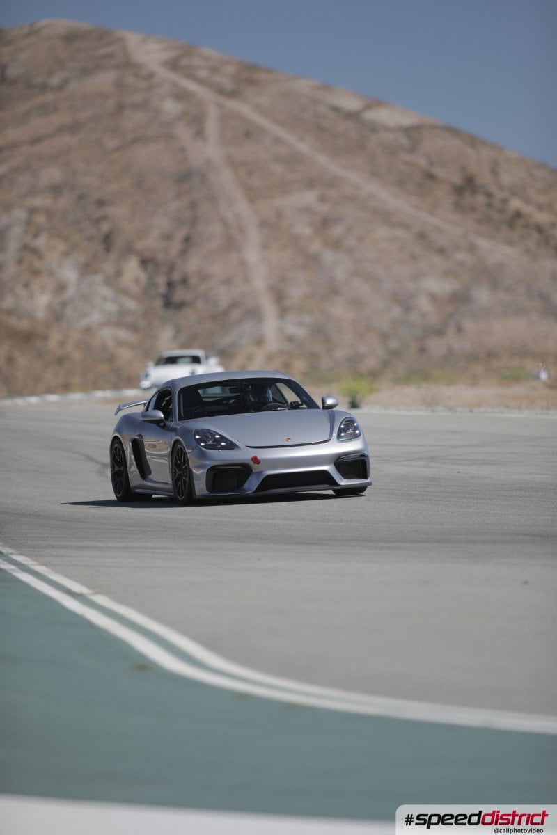 Porsche Cayman GT4