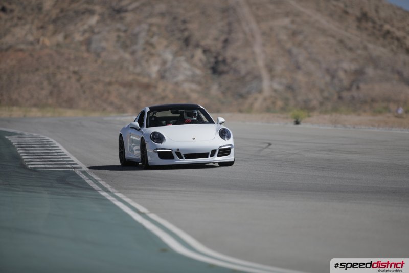 Porsche 911 GTS
