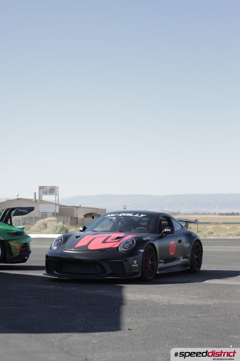 Porsche 911 dark gray