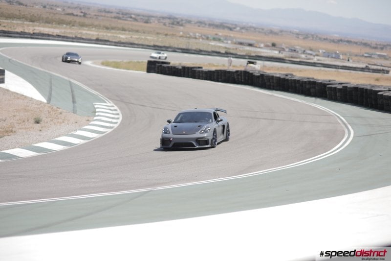 Porsche Cayman GT4