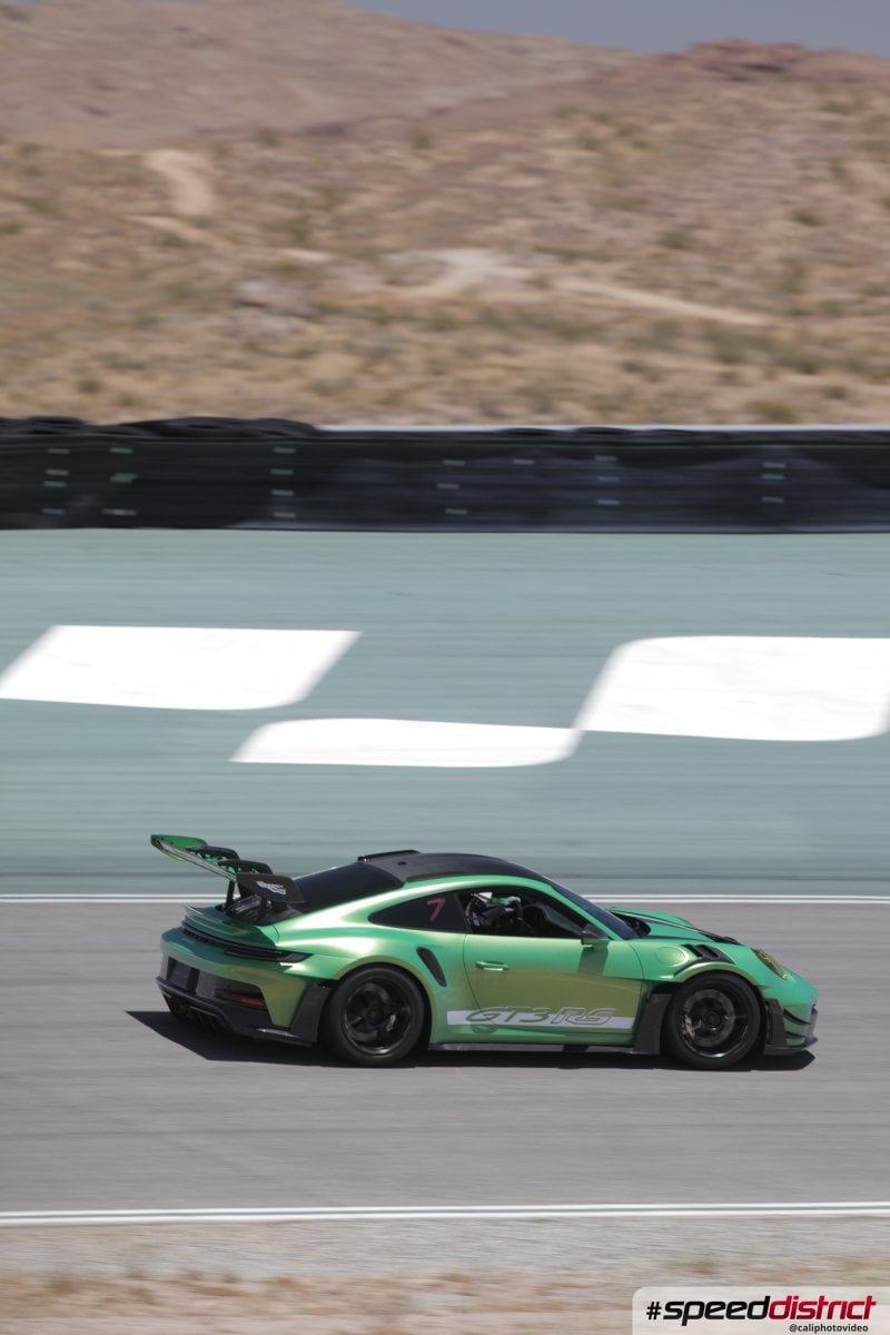 Porsche 911 GT3 RS green