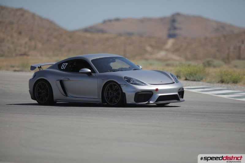 Porsche Cayman GT4
