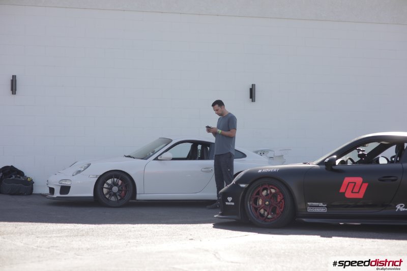 Porsche 911 white