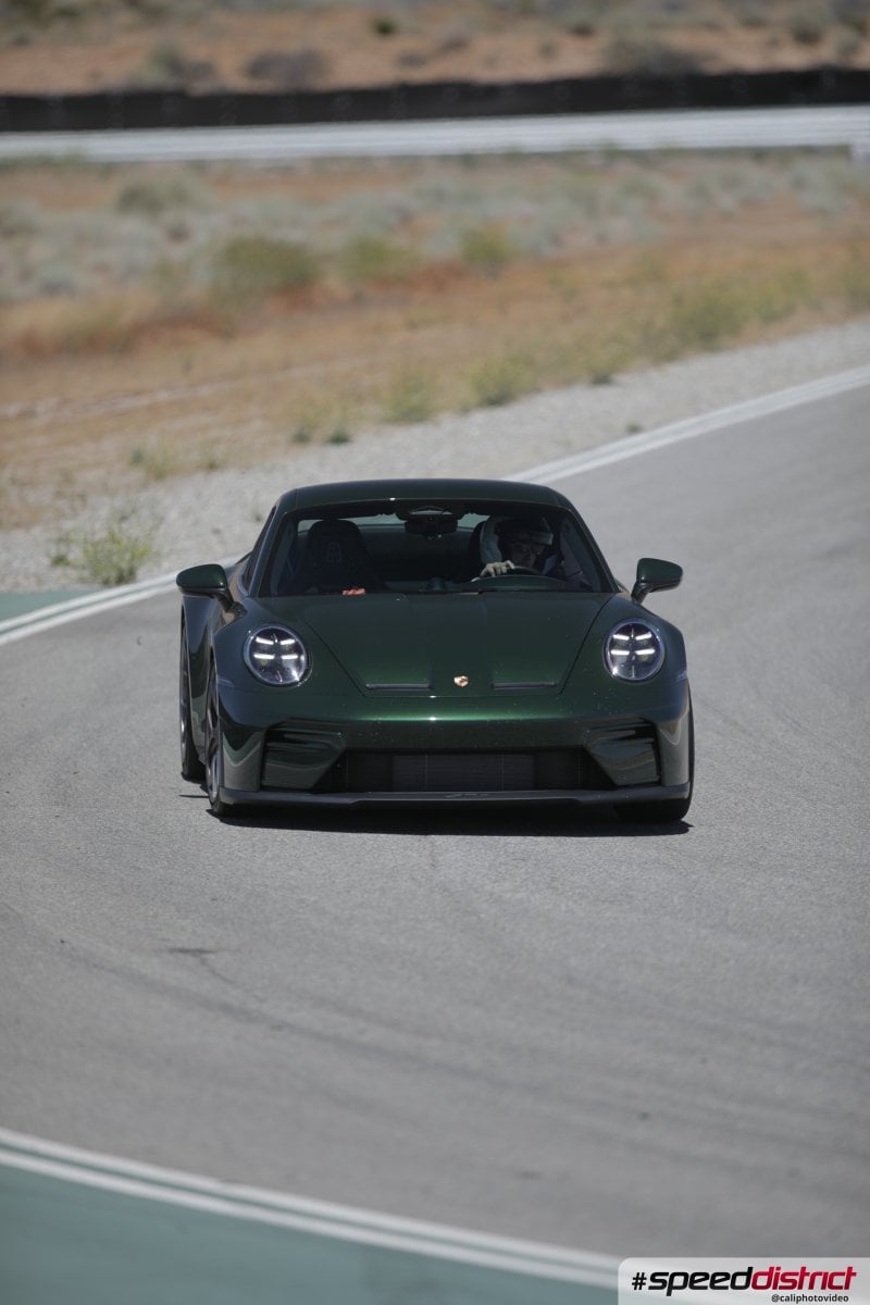 Porsche 911 GT3 RS green