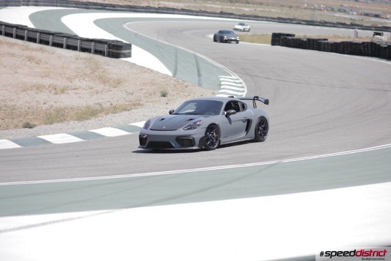 Porsche Cayman GT4