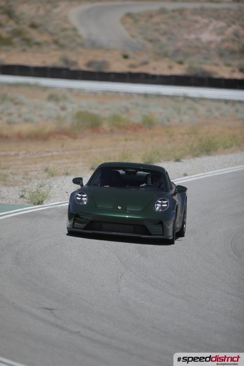 Porsche 911 GT3 RS green