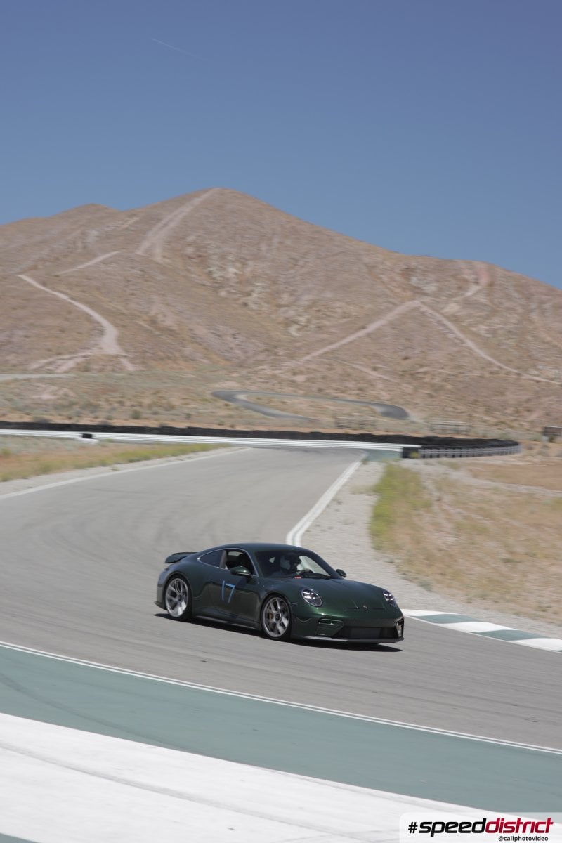Porsche 911 GT3 RS green
