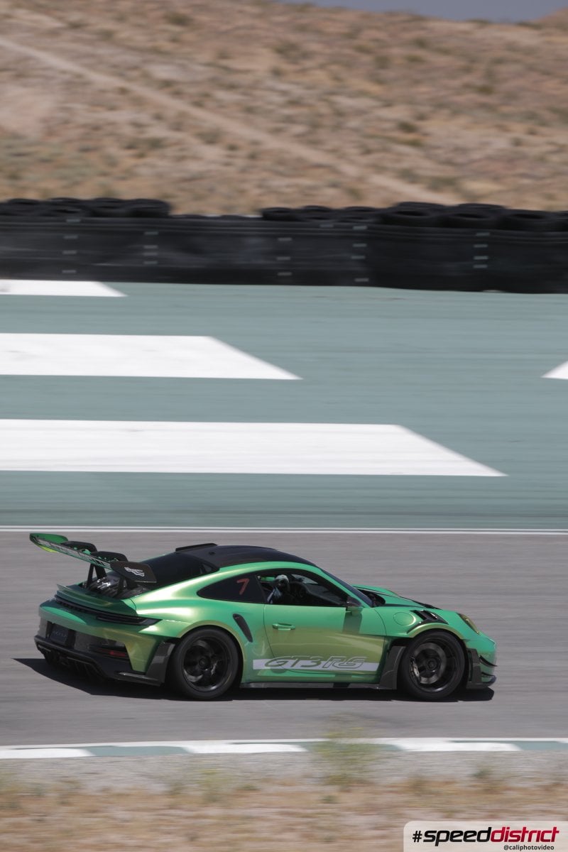 Porsche 911 GT3 RS green