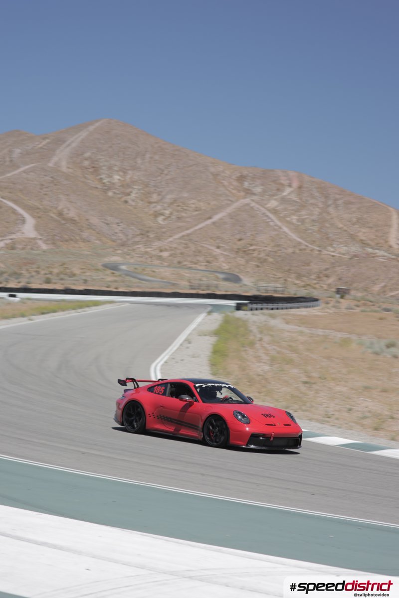 Porsche 911 GT3 Cup red