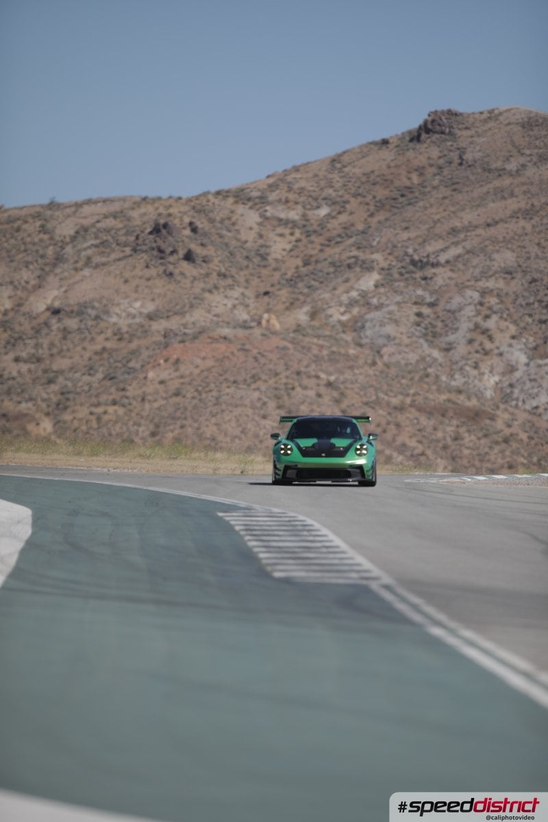 Porsche 911 GT3 RS green