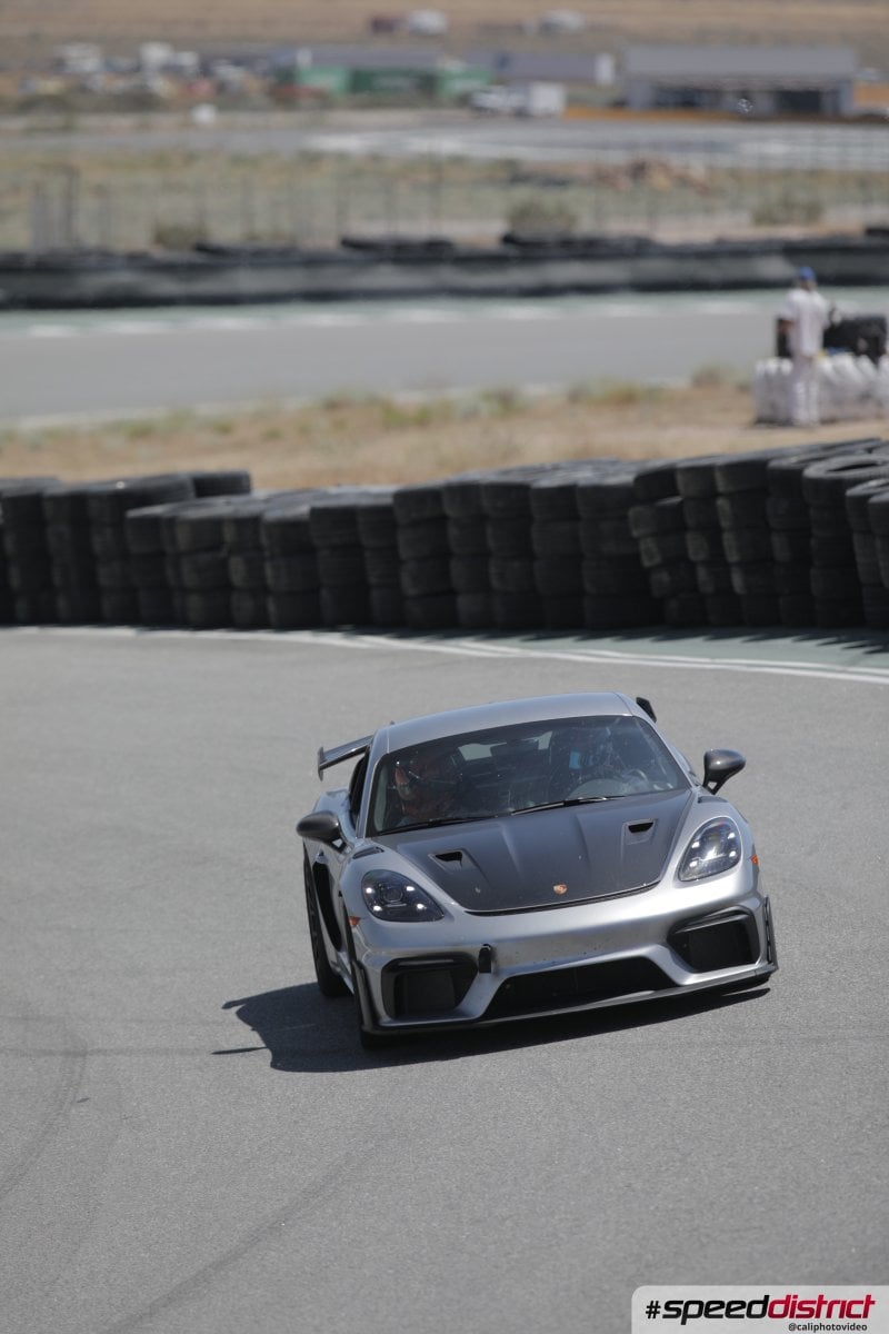Porsche Cayman GT4