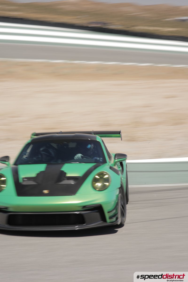 Porsche 911 GT3 RS green