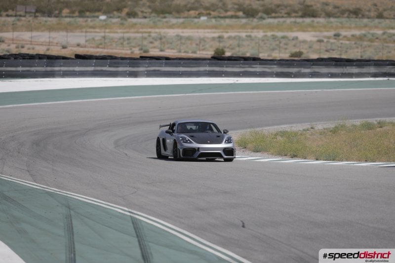 Porsche Cayman GT4