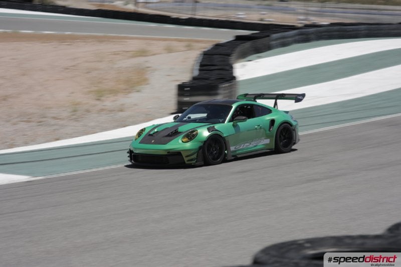 Porsche 911 GT3 RS green