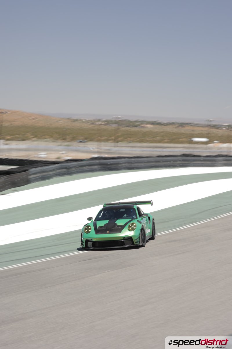 Porsche 911 GT3 RS green