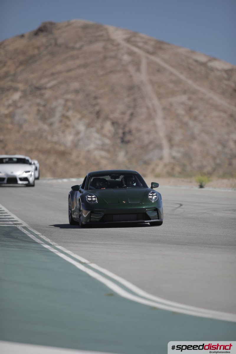 Porsche 911 GT3 RS green