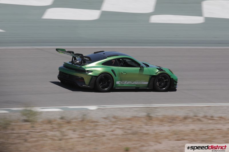 Porsche 911 GT3 RS green
