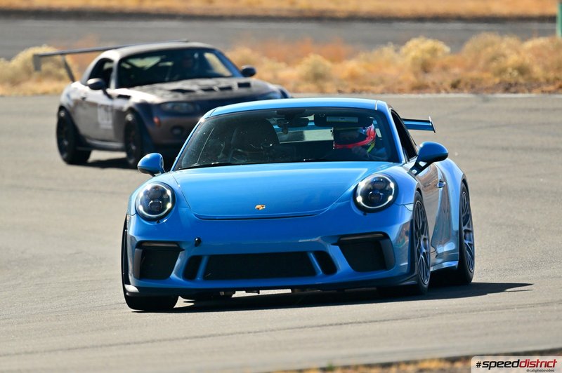 Porsche 911 GT3 RS blue