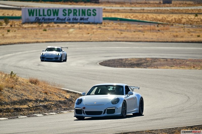 Porsche 911 GT3 RS white