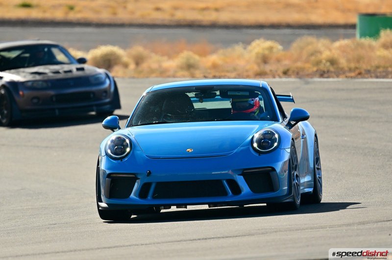 Porsche 911 GT3 blue