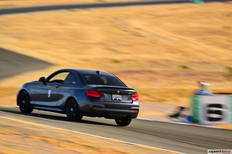 BMW M240i