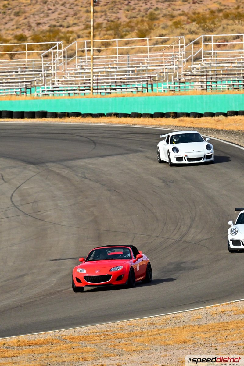 Porsche 911 GT3 white