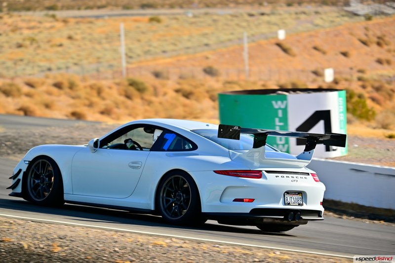 Porsche 911 GT3 white