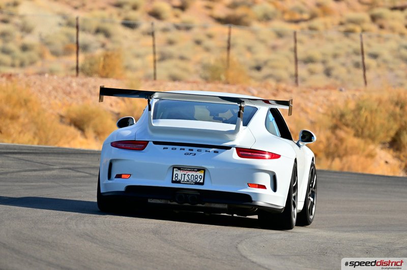 Porsche 911 GT3 white