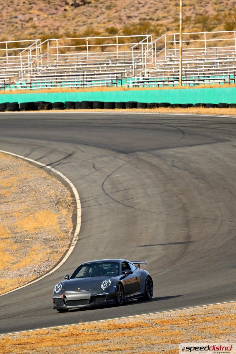 Porsche 911 GT3 RS gray