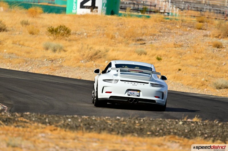 Porsche 911 GT3 white