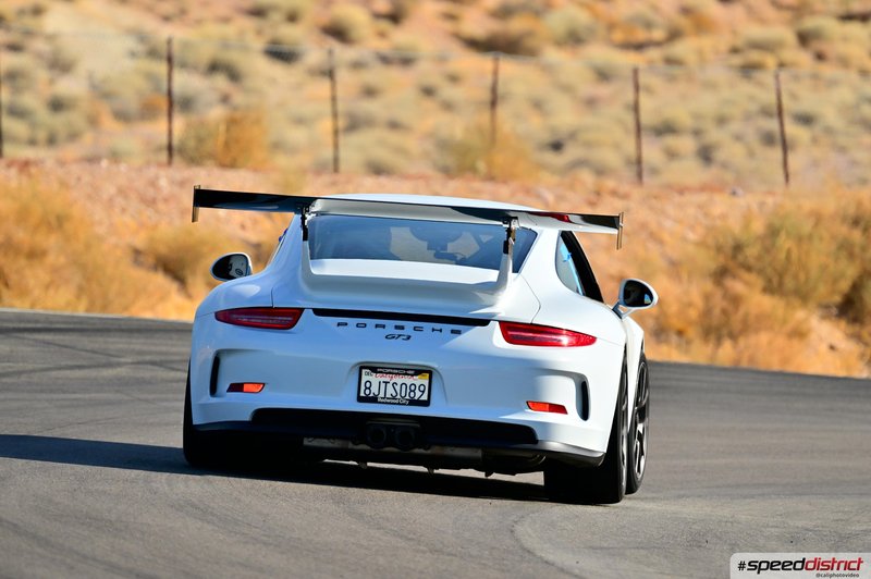 Porsche 911 GT3 white