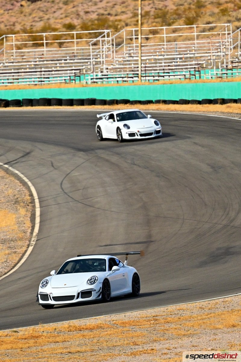 Porsche 911 GT3 RS white